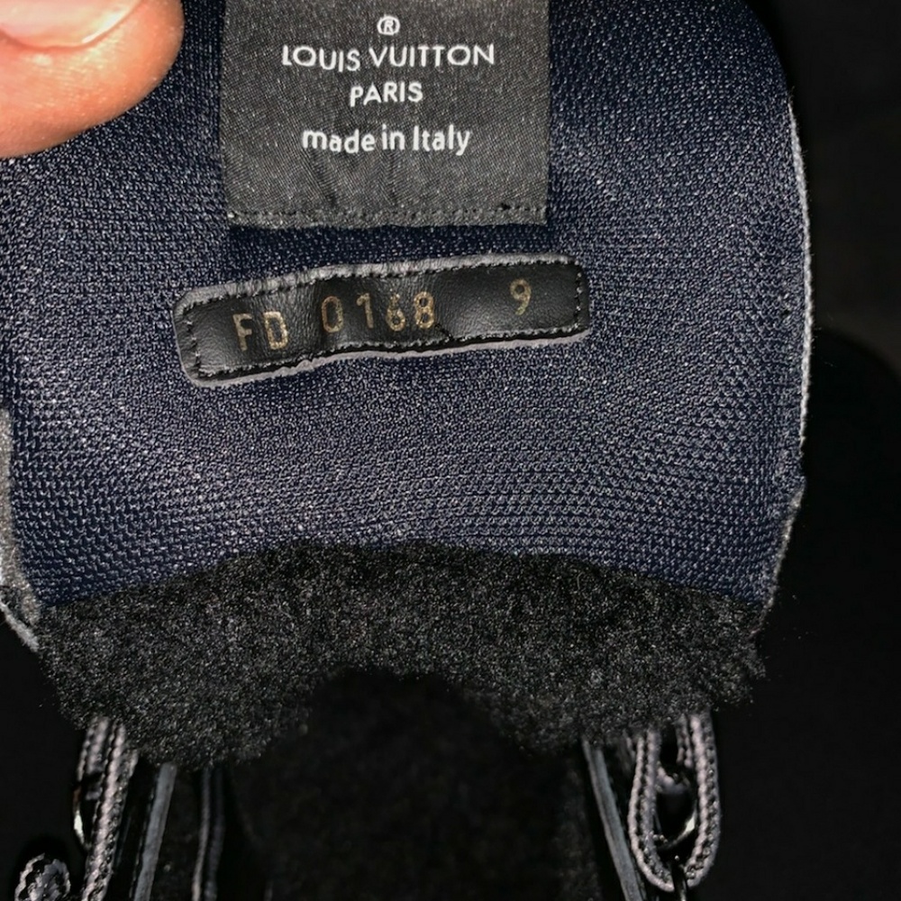 Men Louis Vuitton Boots - Picture 2 of 4